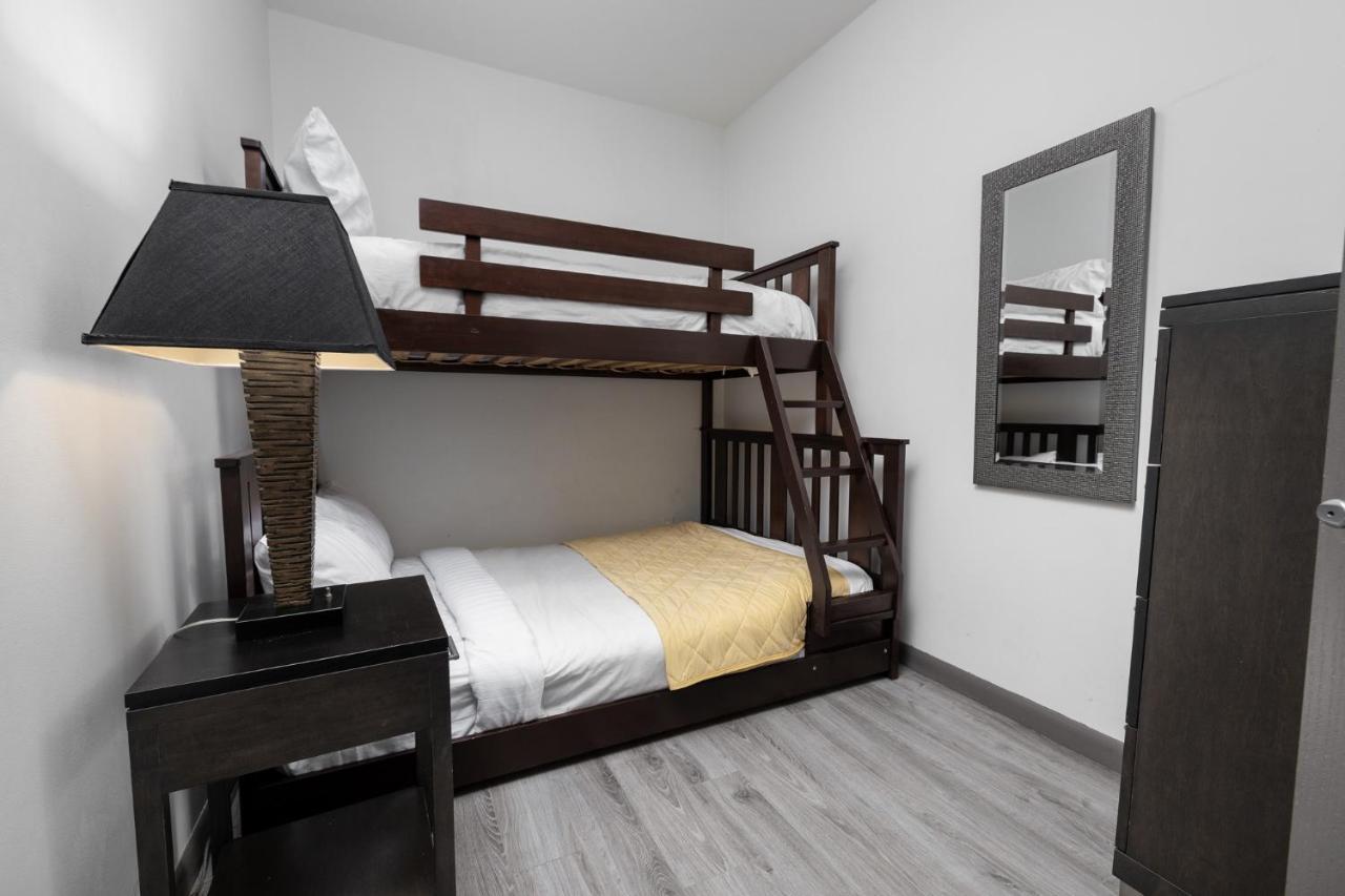 Upgraded Lakeside Resort Dream Vacation Home 基洛纳 外观 照片